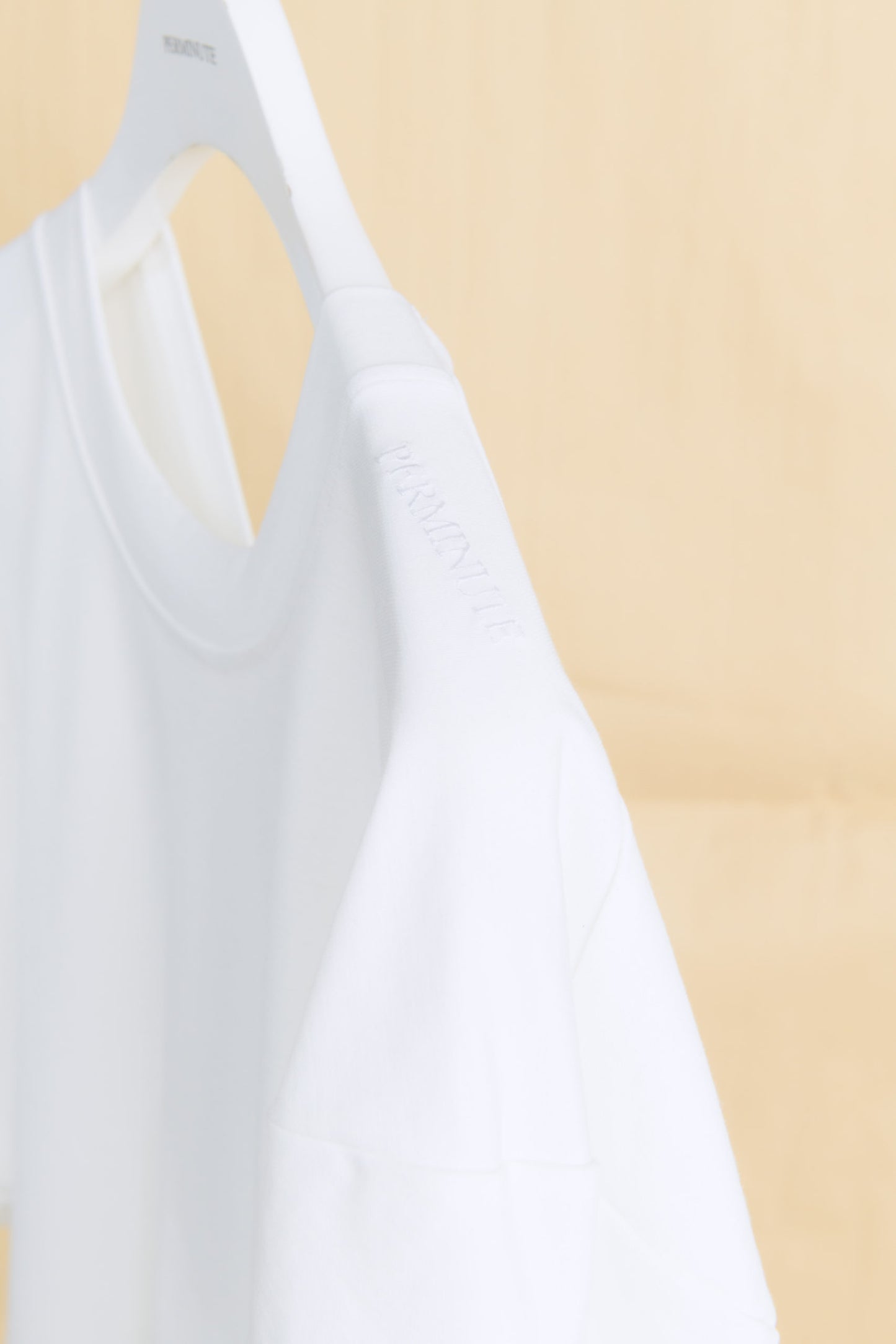 シェイプTシャツ'Jane Smith'